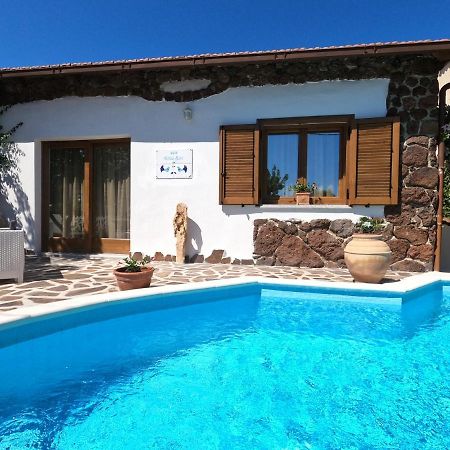 Villa Sari Affitta Camere ラ・カレッタ エクステリア 写真
