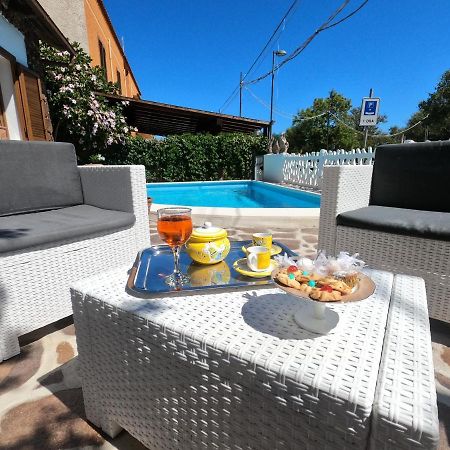 Villa Sari Affitta Camere ラ・カレッタ エクステリア 写真